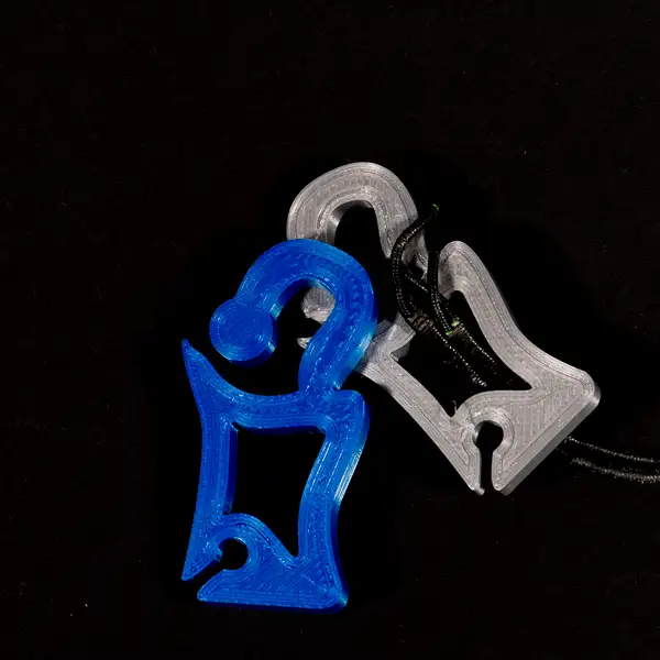 Sehnenhalter mit aufgezogener Sehne.